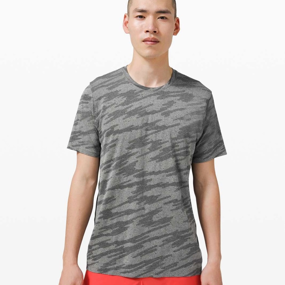 Lululemon Mens Metal Vent Breathe Short Sleeve T Shirt Size Large